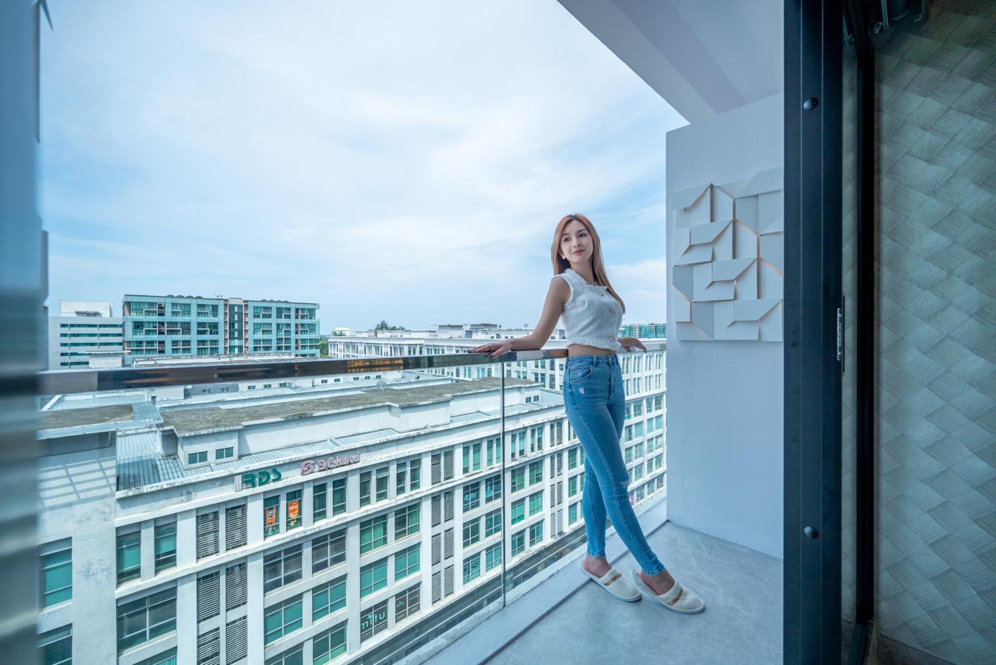 Ritz Residence @ Imago Loft B 7Th Floor Kota Kinabalu Bagian luar foto